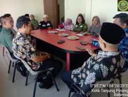 Bahas Kemiskinan Ekstrem, Babinsa Tanjungpinang Barat Hadiri Musyawarah Kelurahan