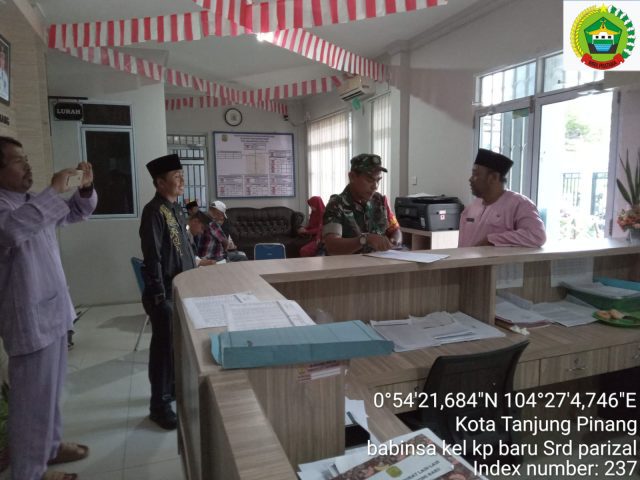 Babinsa Kelurahan Kampung Baru Koramil 01/Kota hadiri musyawarah Kelurahan di Aula Kantor Lurah, Jumat (23/06/2023)