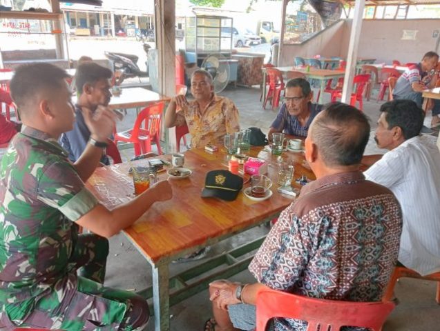 Pertemuan Komsos Babinsa Kelurahan Kampung Bugis Koramil 01 Kota Serda Hardiansyah bersama warga binaan, Selasa (01/08/2023)