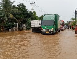 Curah Hujan Tinggi, Jalan Lintas Bengkulu Padang Tergenang Banjir