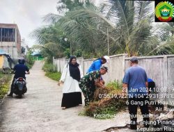 Bersama Warga Binaan, Serda Handi Rustanto Lakukan Gotong Royong