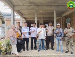 Kopda Nuriono Bersama KPPS Cek Lokasi TPS