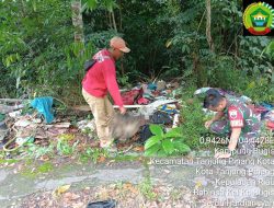 Babinsa Kampung Lakukan Gotong Royong