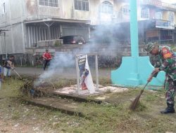 Babinsa Air Raja Lakukan Gotong Royong Bersama