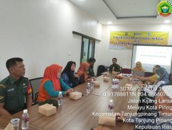 Dua Personel Babinsa Koramil 01 Kota Mengikuti Rapat Mini Lintas Sektoral