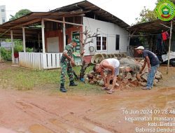 Babinsa Dendun 02 Bintim Lakukan Komsos Bersama Tokoh Pemuda