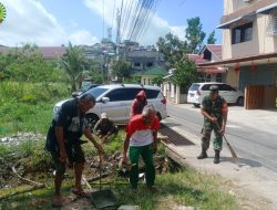 Babinsa Kemboja Lakukan Gotong Royong Bersama Warga Binaan