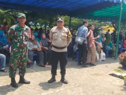 Babinsa Dan Bhabinkamtibmas Kelurahan Batu IX Pantau Penyaluran Bantuan Cadangan Beras